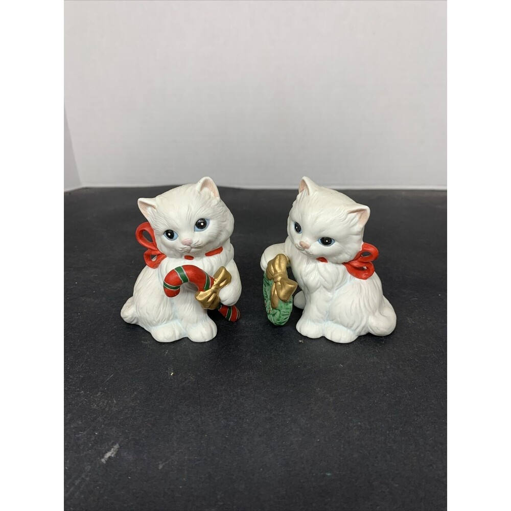 Homco White Christmas Kitty Figurines - Set of 2